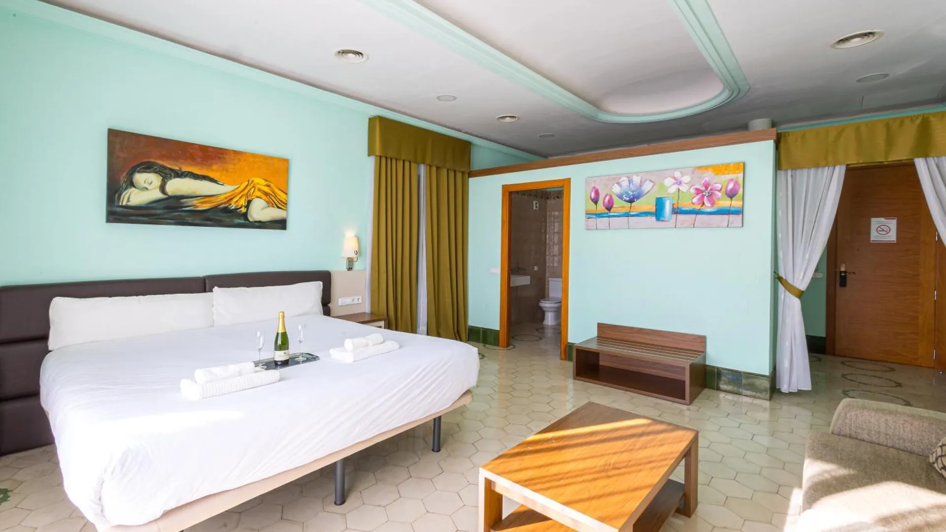 Llar De Capitans Hotel Masnou