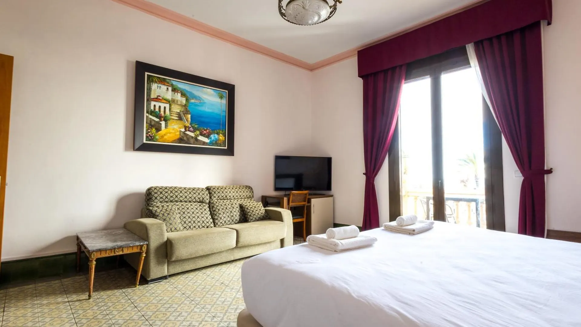 Hotel Llar De Capitans Masnou